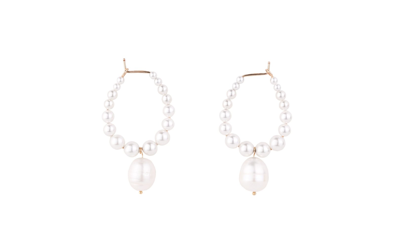 Dainty Pearls 2 Oana Savu Elegant handmade pearls earrings featuring natural pearls set in premium quality and sterling silver, handmade by oana savu