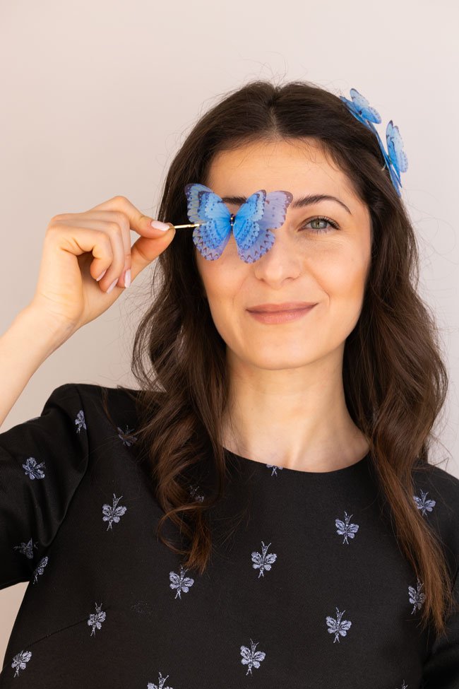 Butterfly Bobby Pin Duo - Light Blue Oana Savu Butterfly Bobby Pin Duo - Light Blue - Image 2