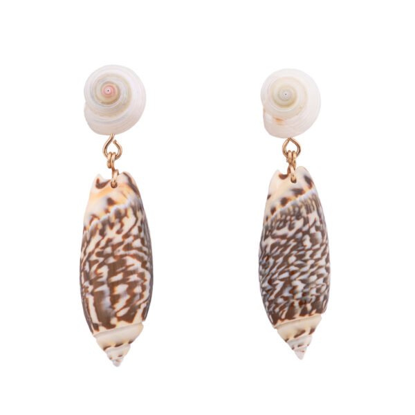 long shells earrings with a unique oana savu design makes an amazing jewelry with a rare and expensive taste