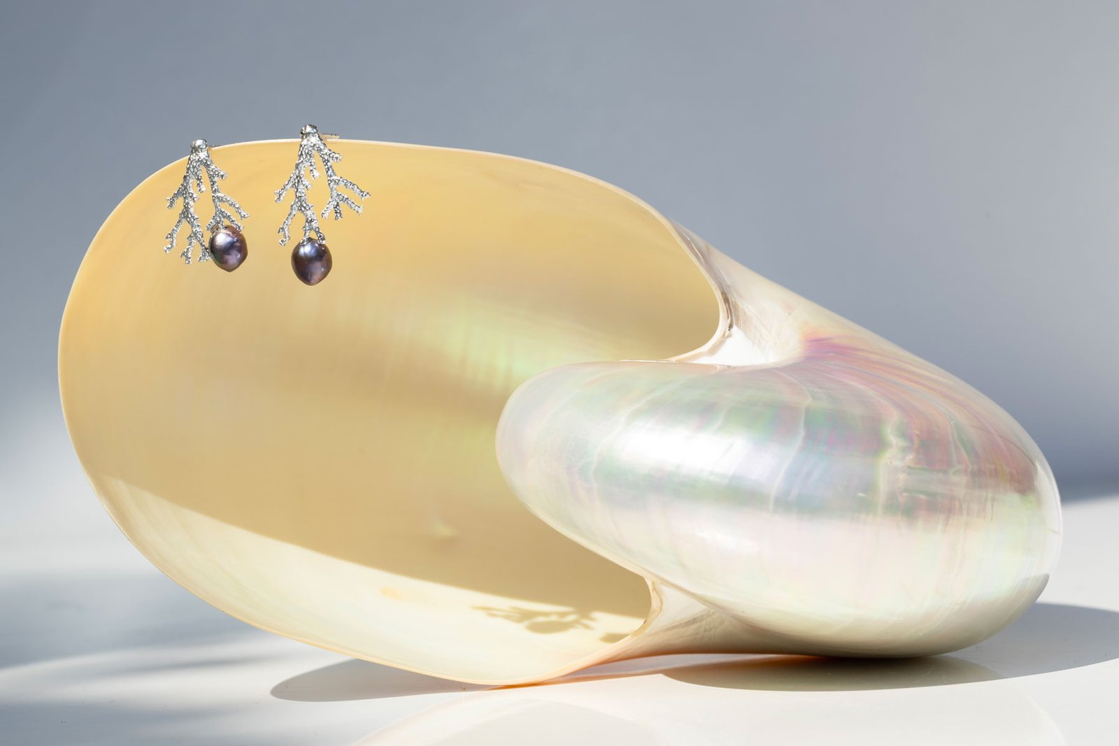 Coral Branch - Peacock Pearls Oana Savu Coral Branch - Peacock Pearls - Image 3