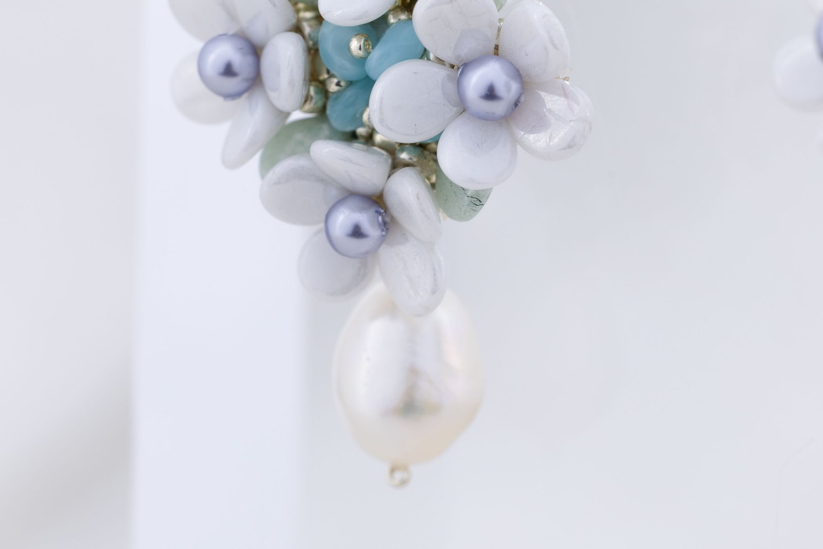 Forever Bloom with Pearls - White & Blue Oana Savu Forever Bloom with Pearls - White & Blue - Image 4