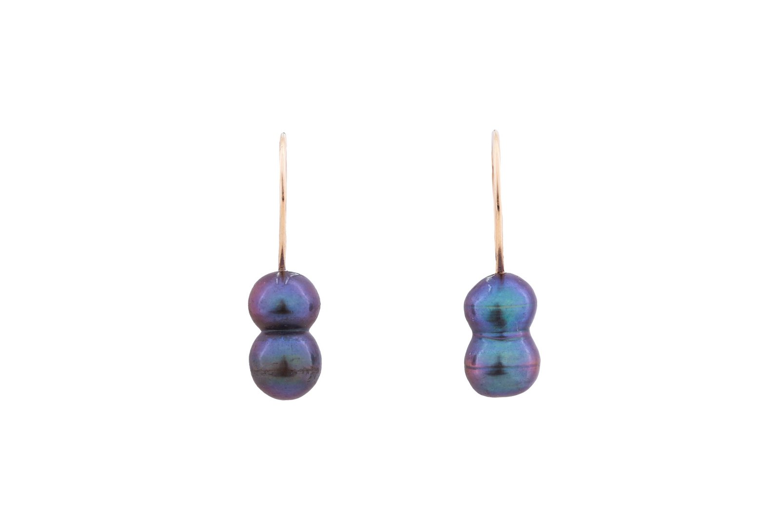 Peacock Pearls Oana Savu peacock pearls earrings on 14k gold-filled set, an beautiful pair of purple pearl earrings that can easily be added to daily outfit or elegant outfit handmade earrings by oana savu
