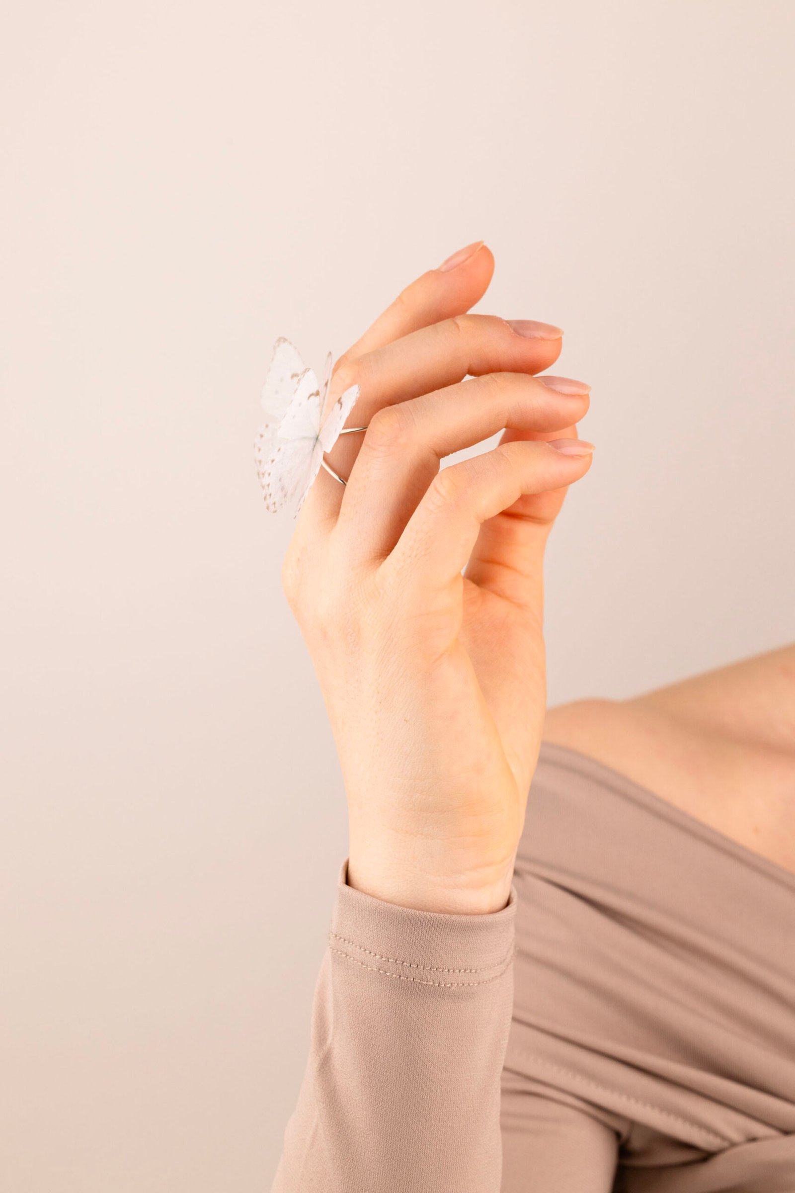 Butterfly Ring - White Oana Savu Butterfly Ring - White - Image 5